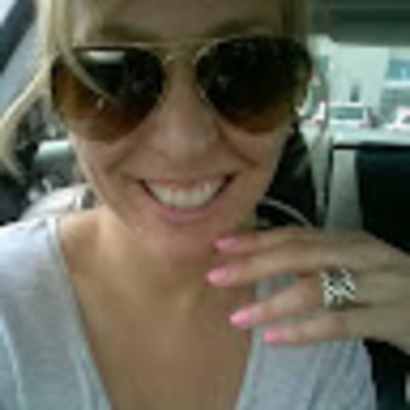 Meet your Posher, Kathleen - Picture 1 of 1